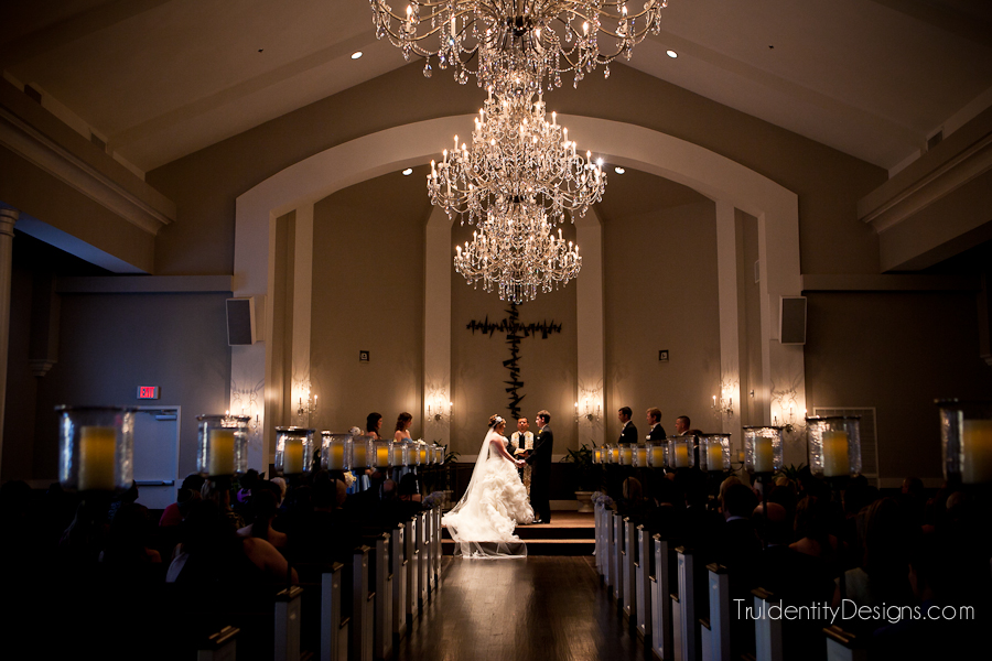 Piazza in the Village Colleyville wedding photography by dallas wedding photographer Tru identity Photography Designs